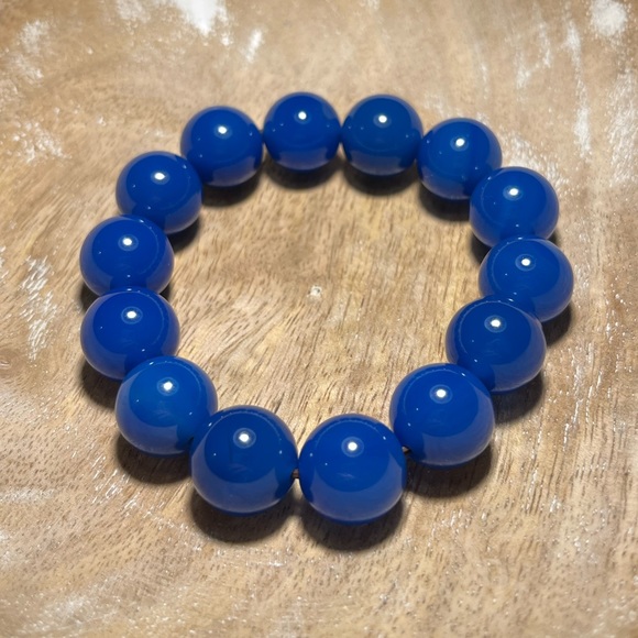 NWOT Synthetic Blue Jade Large Beaded Bracelet - Picture 1 of 8